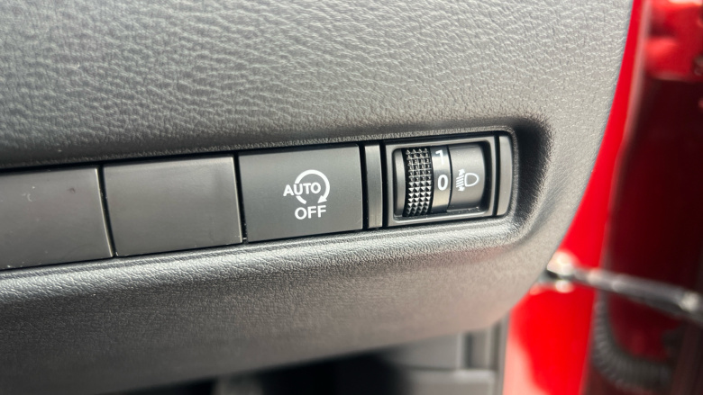 Nissan Juke 1.0 DiG-T 114 N-Connecta 5dr Petrol Hatchback